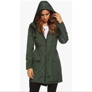 Waterproof Lightweight Jacket Hooded Raincoat